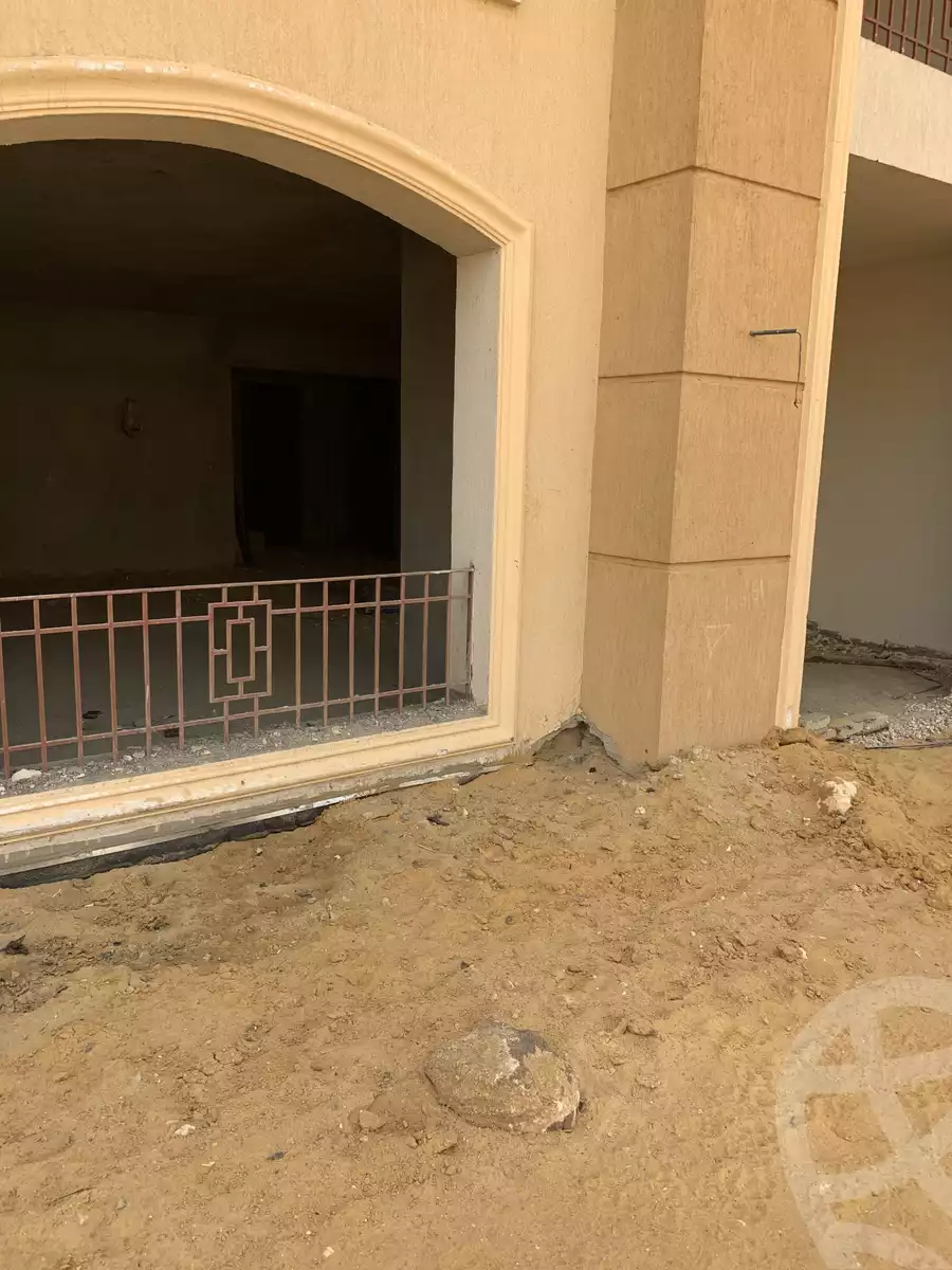 https://aqarmap.com.eg/en/listing/4155558-for-sale-cairo-new-cairo-compounds-stwn-ryzydns-by-ar-y-llttwyr
