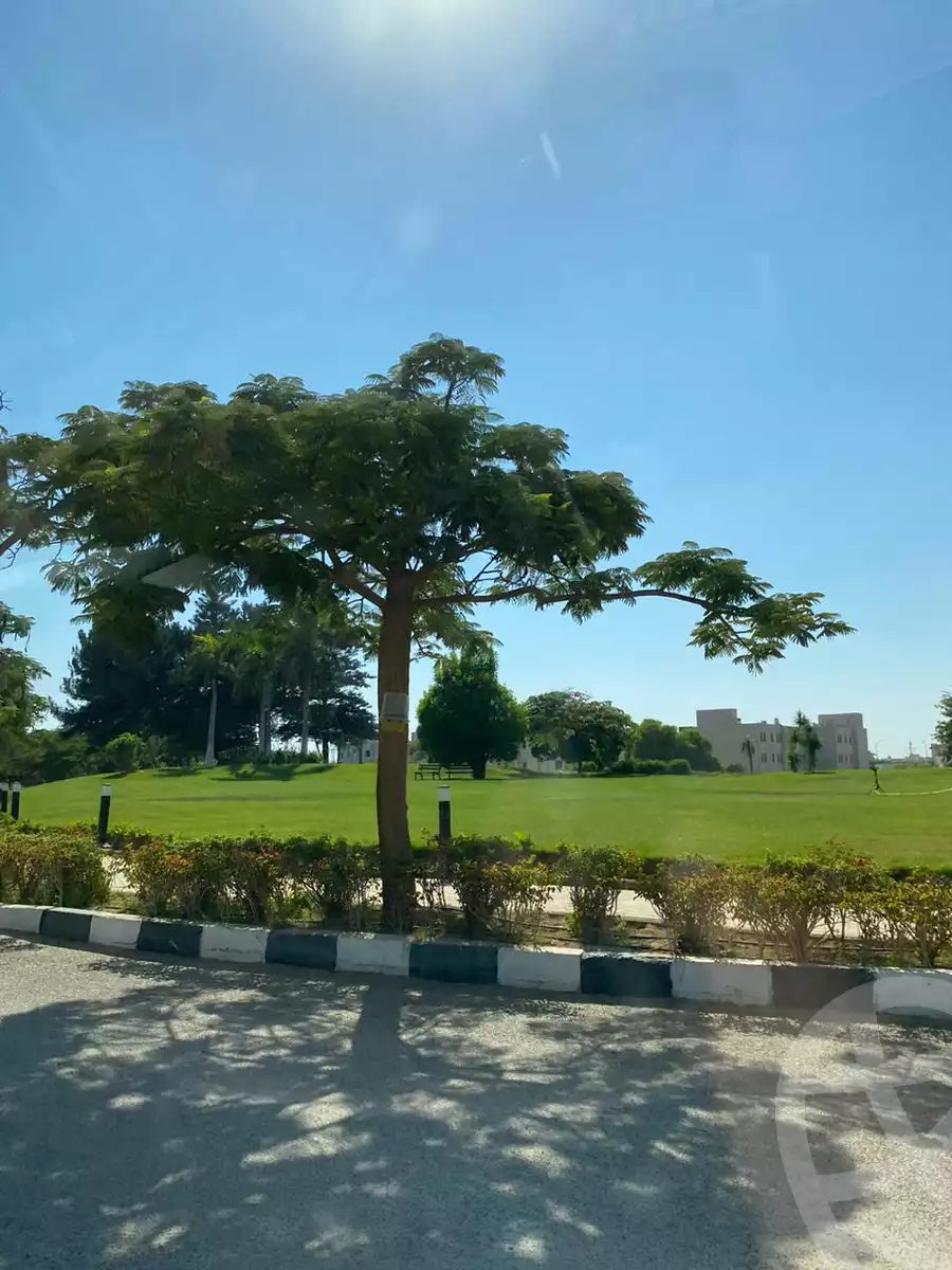 https://aqarmap.com.eg/ar/listing/4157443-for-sale-cairo-6th-of-october-compound-el-worod