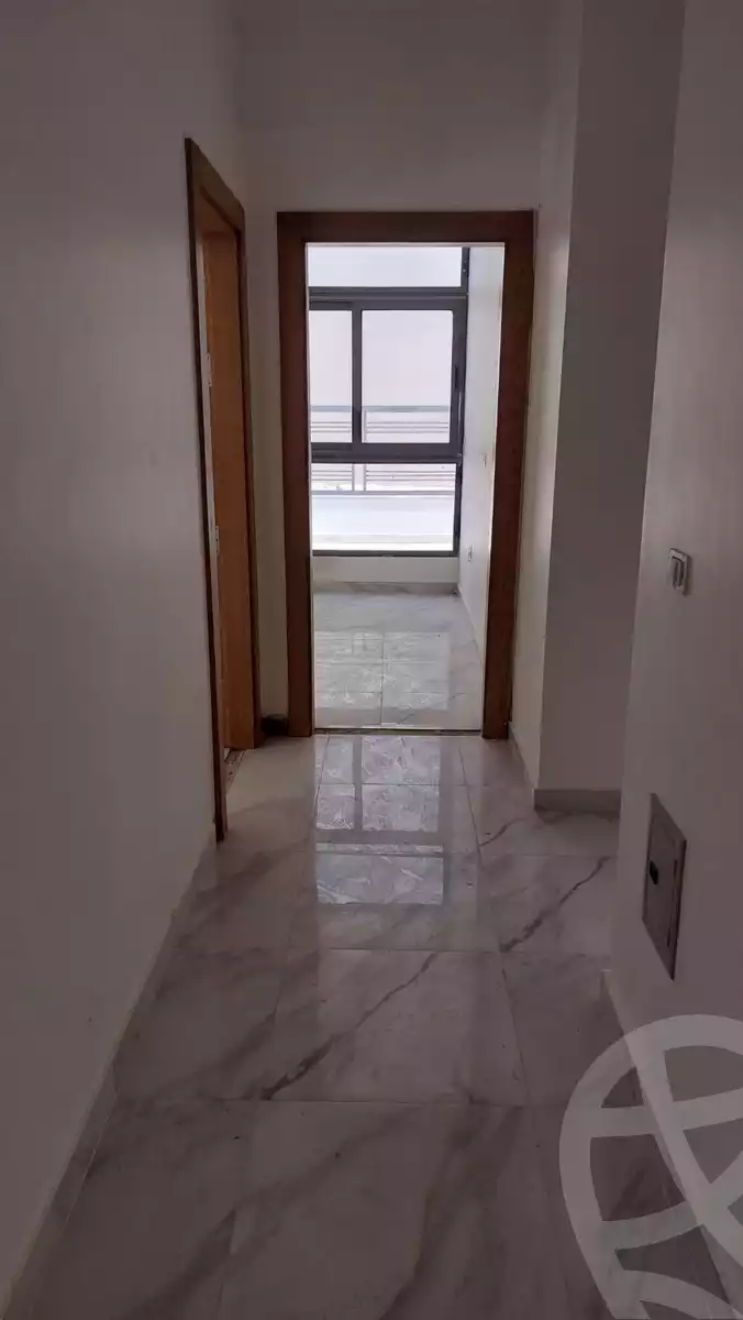 https://aqarmap.com.eg/ar/listing/4157519-for-sale-cairo-new-cairo-compounds-dh-ykwn-ryzdns-styl-hwm