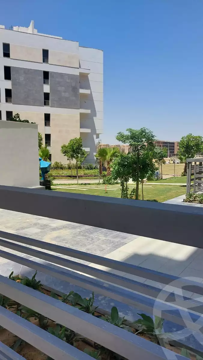 https://aqarmap.com.eg/ar/listing/4157519-for-sale-cairo-new-cairo-compounds-dh-ykwn-ryzdns-styl-hwm