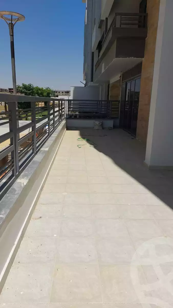 https://aqarmap.com.eg/ar/listing/4157519-for-sale-cairo-new-cairo-compounds-dh-ykwn-ryzdns-styl-hwm