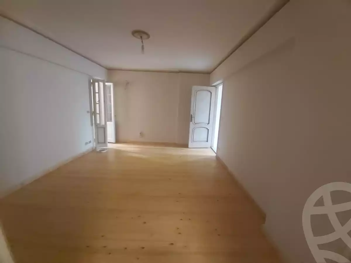 https://aqarmap.com.eg/ar/listing/4130835-for-sale-alexandria-smouha-mostafa-kamel-st
