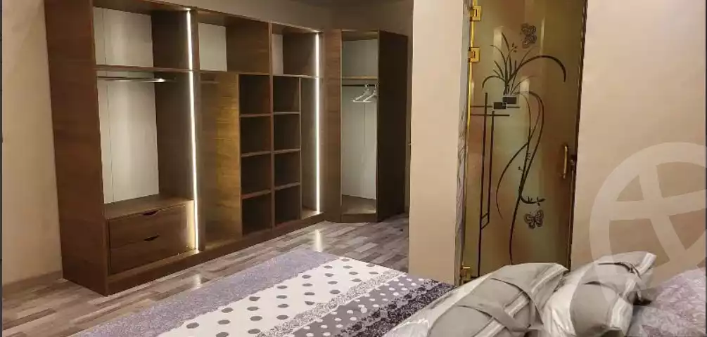 https://aqarmap.com.eg/en/listing/4158678-for-sale-cairo-6th-of-october-compounds-mountain-view-october-park