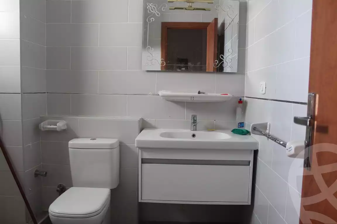 https://aqarmap.com.eg/en/listing/4159467-for-sale-amwaj-2