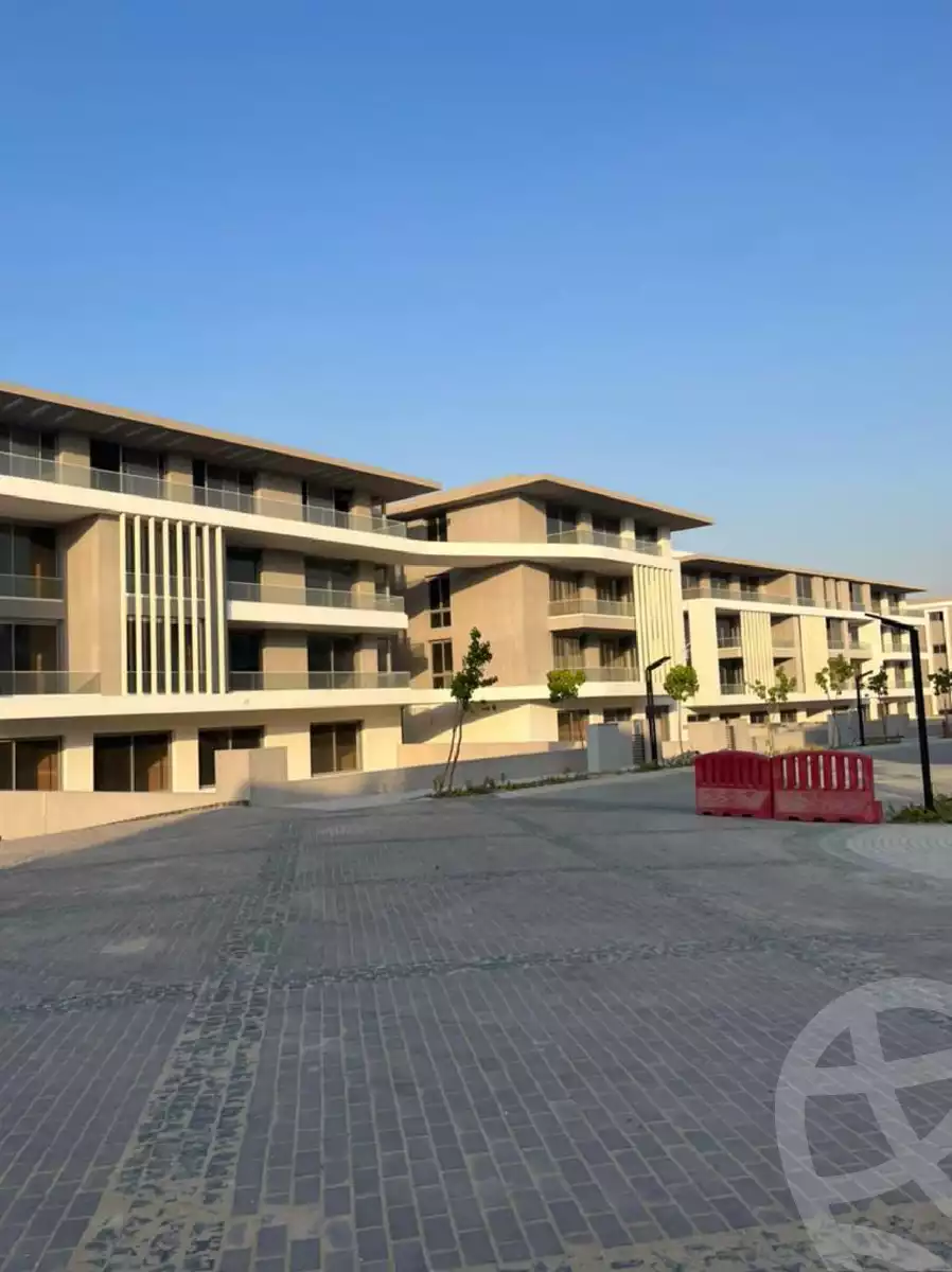https://aqarmap.com.eg/en/listing/4162649-for-sale-cairo-alex-cairo-desert-road-kmbwnd-fy-tryq-skndry-lshrwy-joulz-compound-inertia