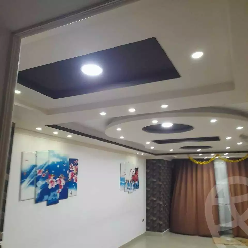 https://aqarmap.com.eg/ar/listing/4162925-for-rent-alexandria-lauran-el-gaish-rd