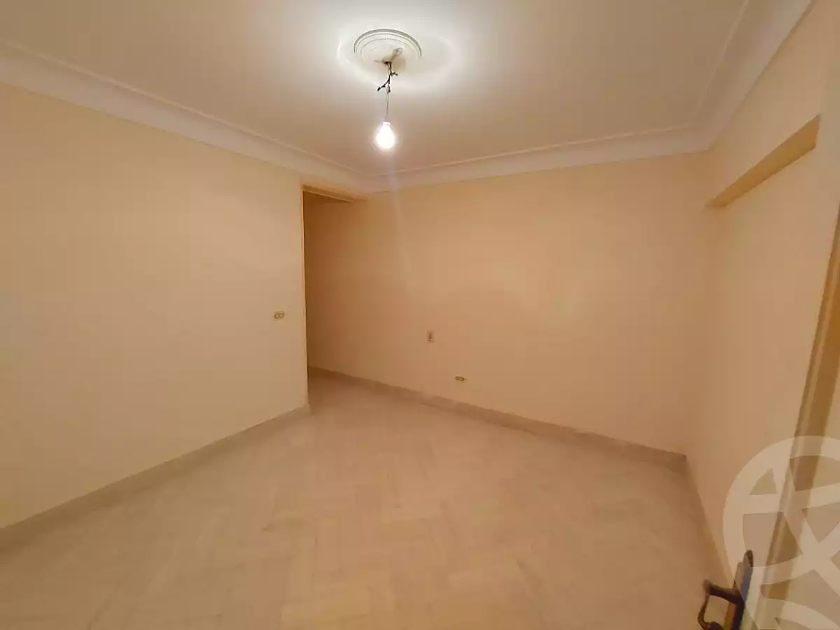 https://aqarmap.com.eg/ar/listing/4164899-for-rent-alexandria-smouha-el-nasr-st