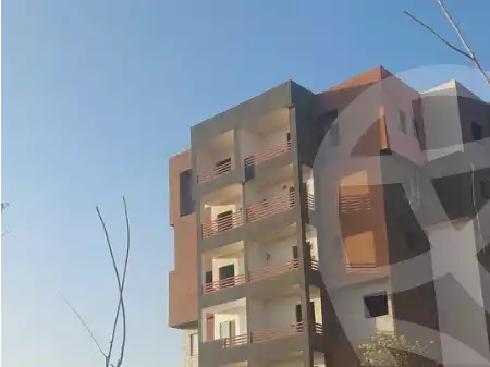 https://aqarmap.com.eg/ar/listing/4166244-for-sale-cairo-6th-of-october-hadaeq-october-kmbwnd-fy-hdyq-ktwbr-operetta-greens