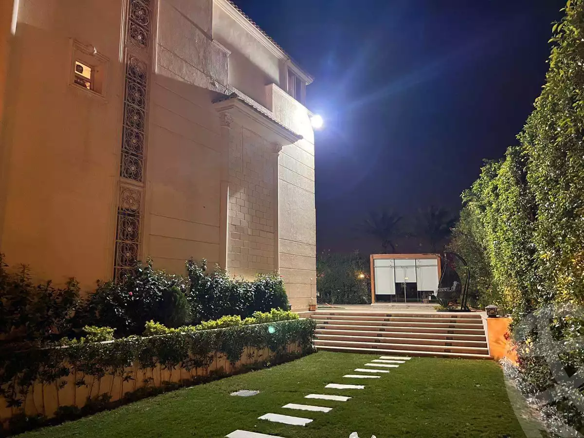 https://aqarmap.com.eg/ar/listing/4167035-for-sale-cairo-el-sheikh-zayed-city-compounds-in-sheikh-zayed-royal-city