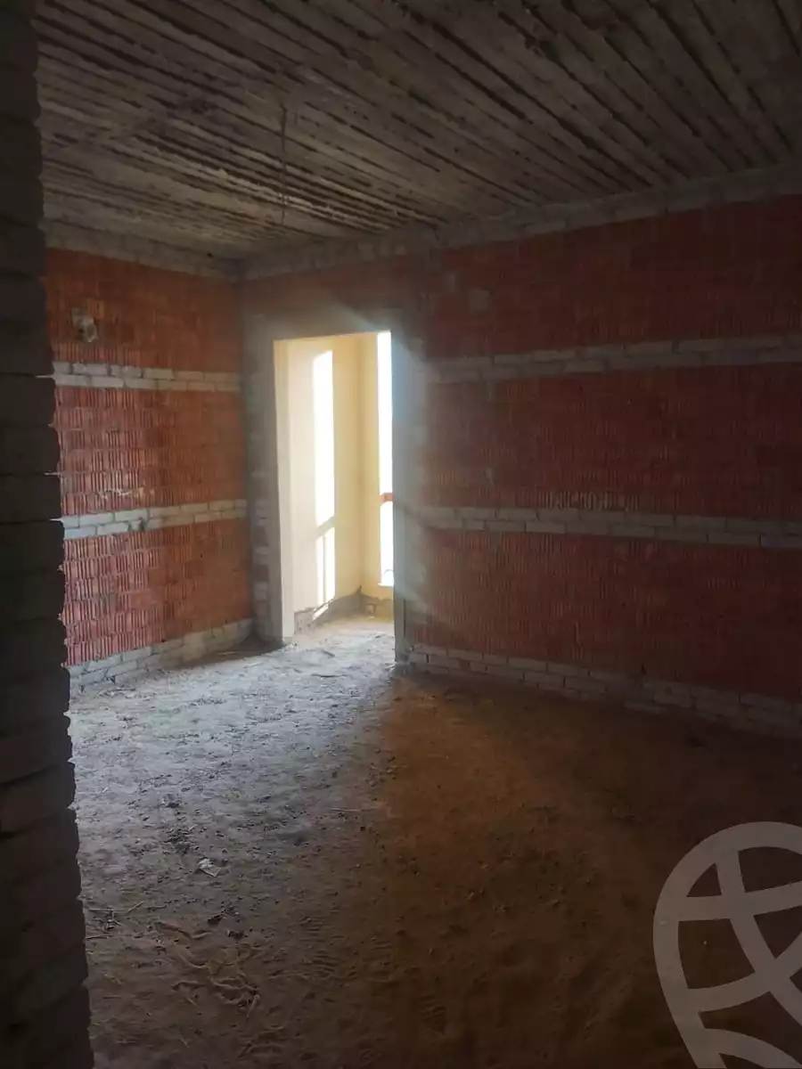 https://aqarmap.com.eg/en/listing/4168784-for-sale-cairo-el-shorouk-compounds-maadi-view