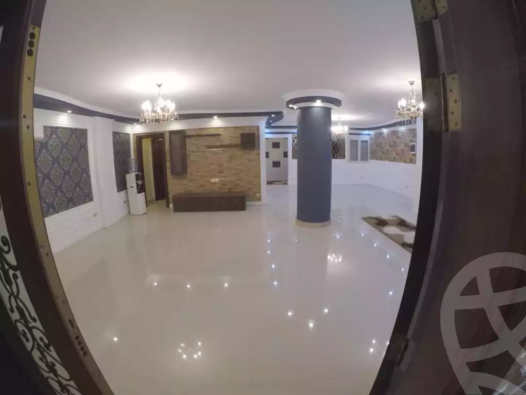 https://aqarmap.com.eg/ar/listing/4173516-for-rent-cairo-new-cairo-compounds-kmbwnd-dh-fyldj-blm-hylz