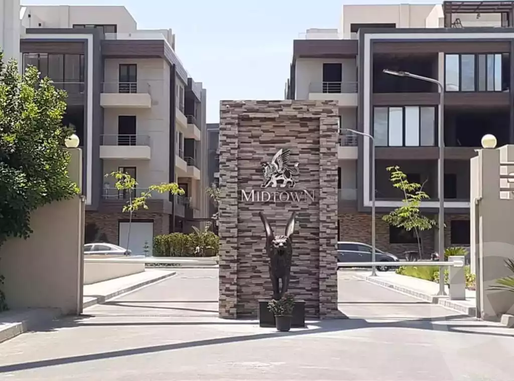 https://aqarmap.com.eg/en/listing/4174872-for-sale-cairo-new-cairo-compounds-midtown