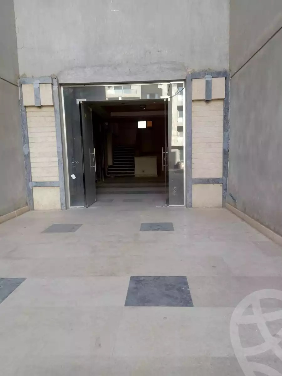 https://aqarmap.com.eg/en/listing/4176752-for-sale-cairo-6th-of-october-compound-creek-park