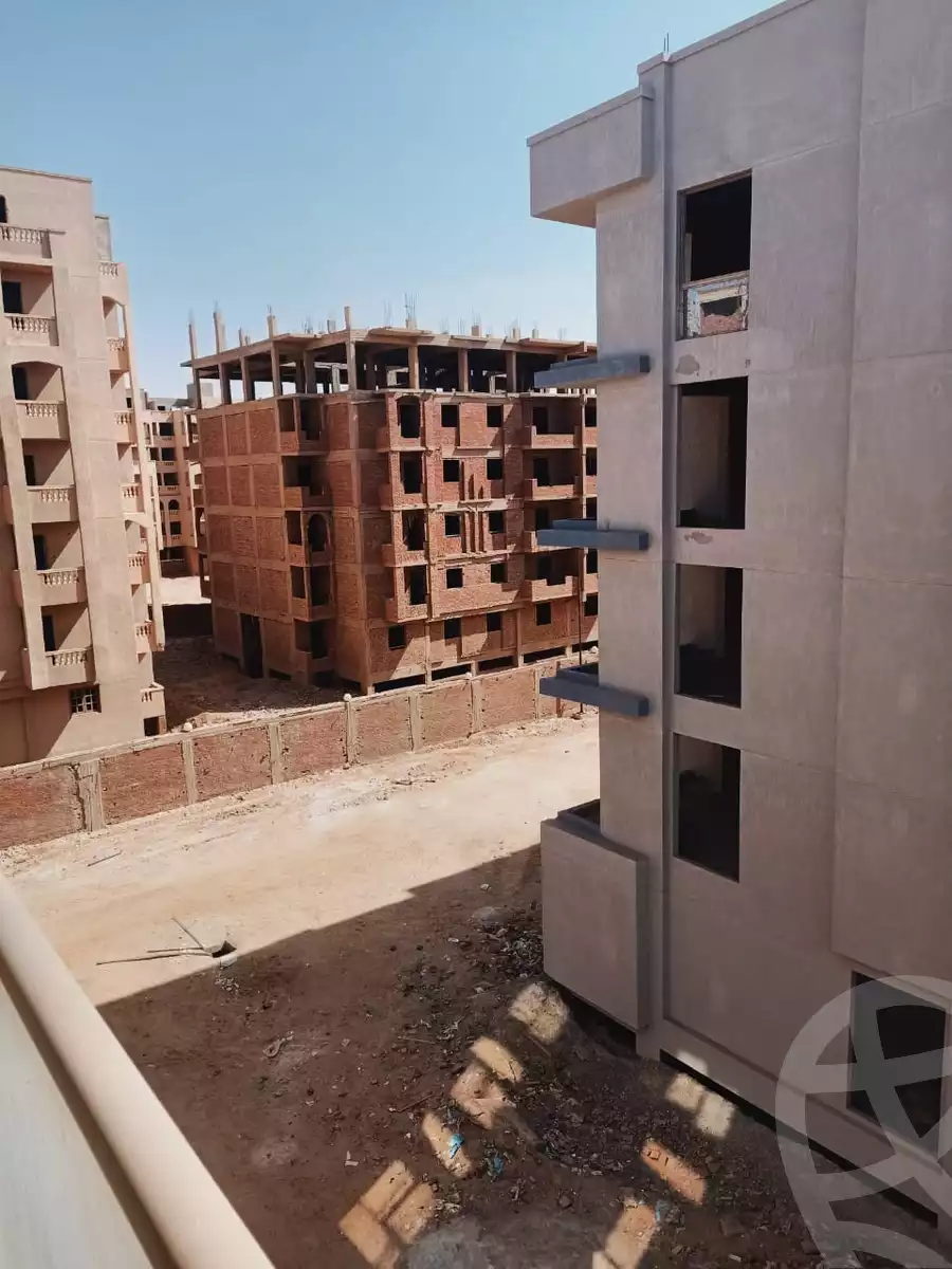 https://aqarmap.com.eg/en/listing/4176752-for-sale-cairo-6th-of-october-compound-creek-park