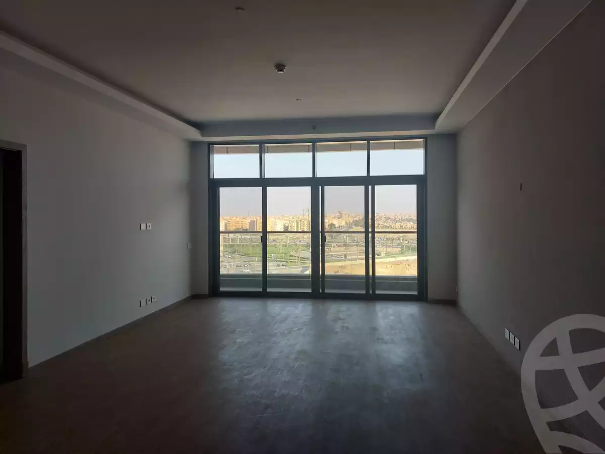 https://aqarmap.com.eg/en/listing/4046771-for-rent-cairo-6th-of-october-compound-aeon