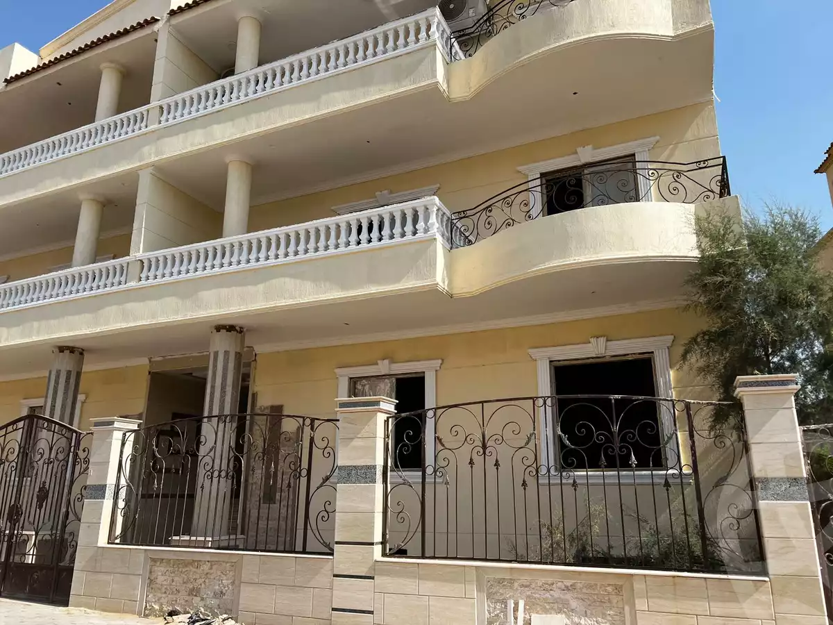 https://aqarmap.com.eg/en/listing/4179943-for-sale-cairo-el-shorouk-h-lnd