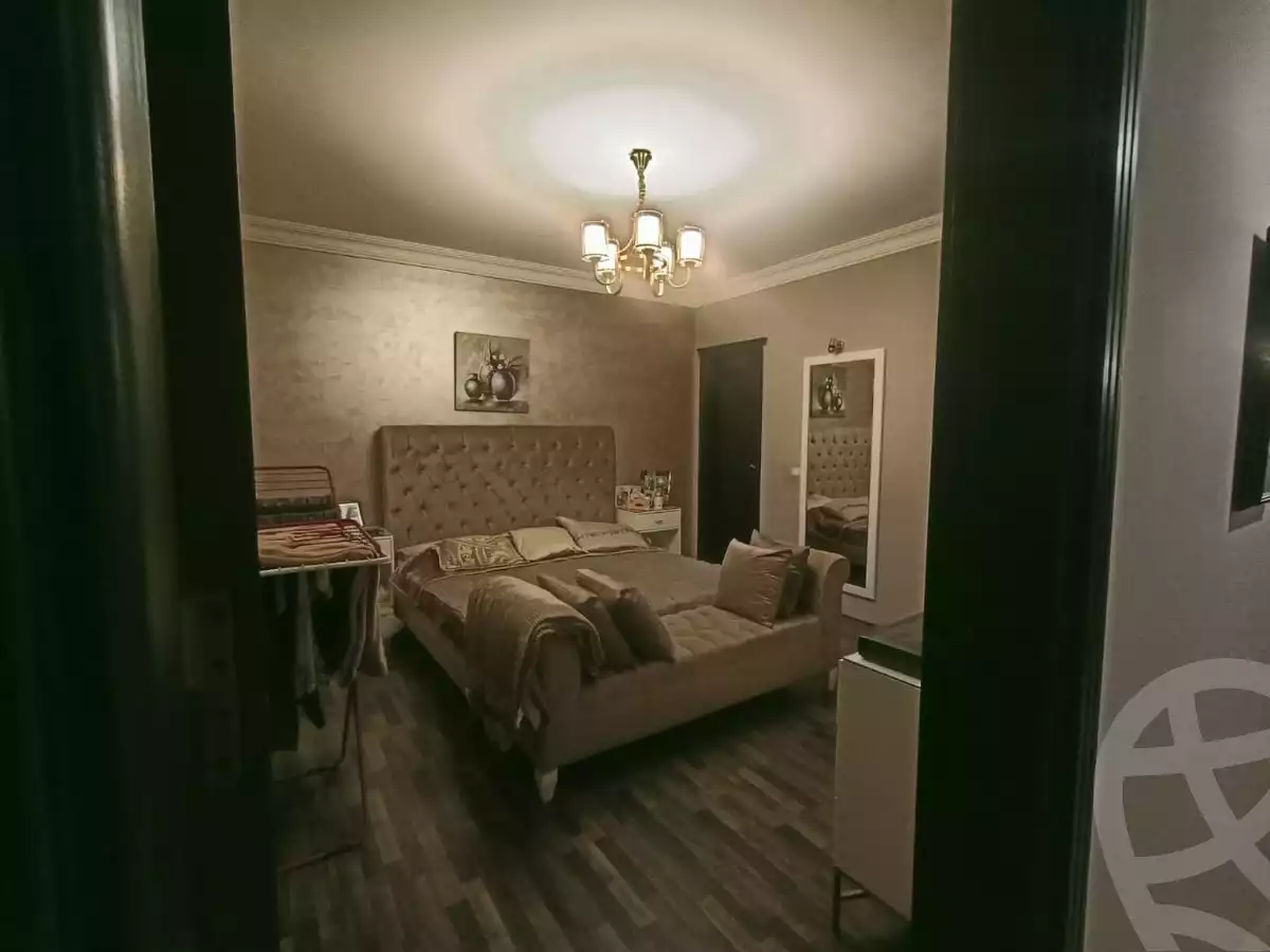 https://aqarmap.com.eg/ar/listing/4184188-for-sale-cairo-el-sheikh-zayed-city-compounds-in-sheikh-zayed-el-karma-residence