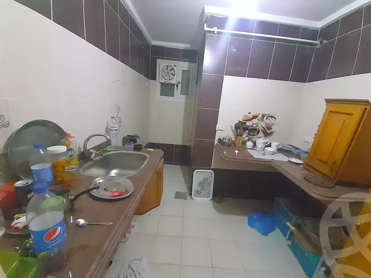 https://aqarmap.com.eg/en/listing/4184609-for-sale-alexandria-bw-qyr-street-25