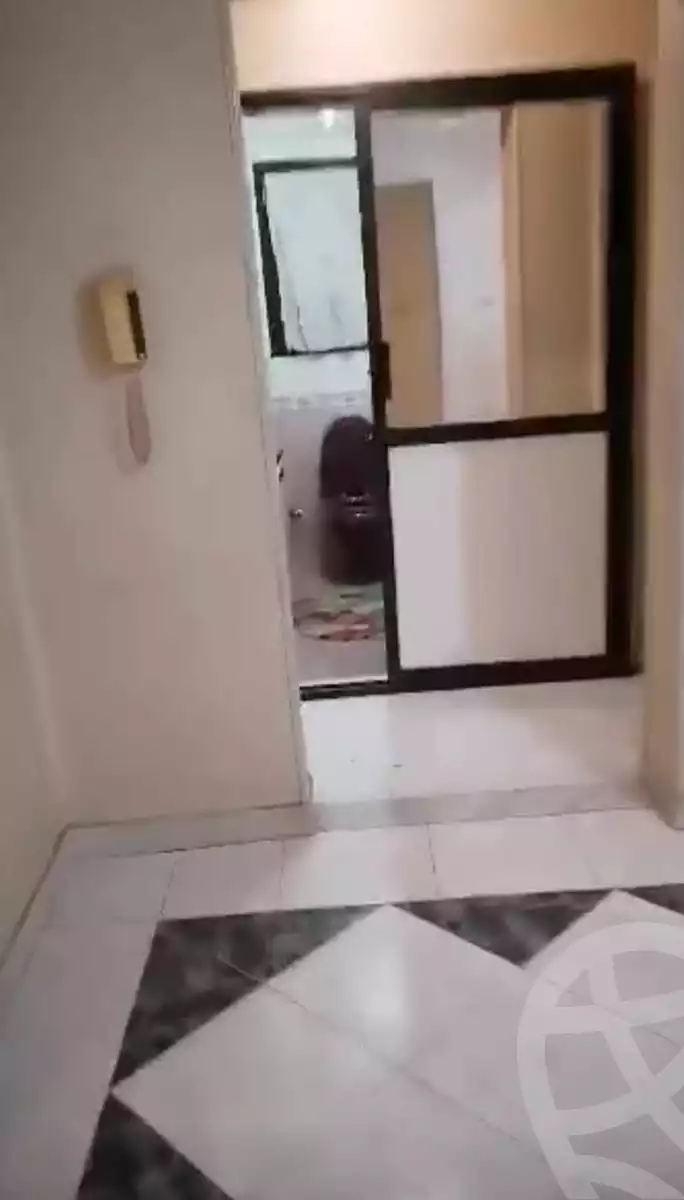 https://aqarmap.com.eg/en/listing/4185780-for-rent-cairo-el-haram-shareaa-el-haram
