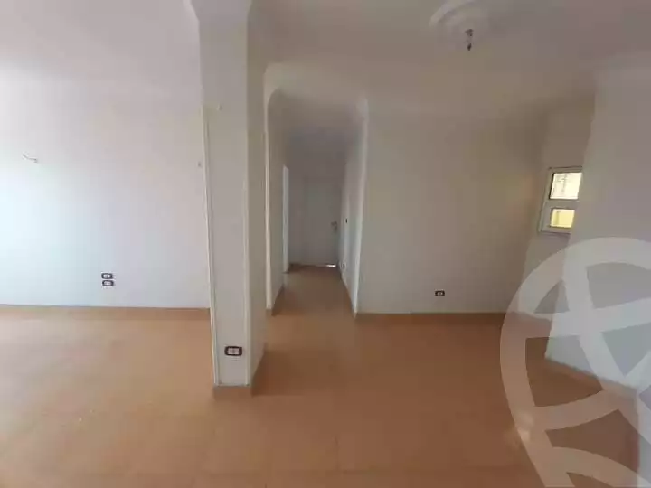 https://aqarmap.com.eg/ar/listing/4190200-for-sale-cairo-heliopolis-safir-square