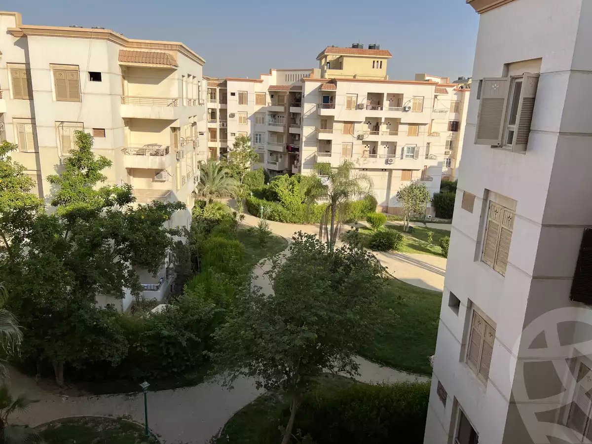 https://aqarmap.com.eg/en/listing/4190372-for-rent-cairo-6th-of-october-compound-el-bostan