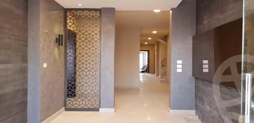 https://aqarmap.com.eg/en/listing/4194176-for-sale-cairo-new-cairo-compounds-the-address-east