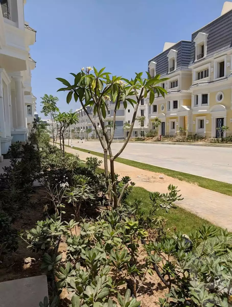 https://aqarmap.com.eg/en/listing/4194452-for-sale-cairo-6th-of-october-compounds-mountain-view-october-park