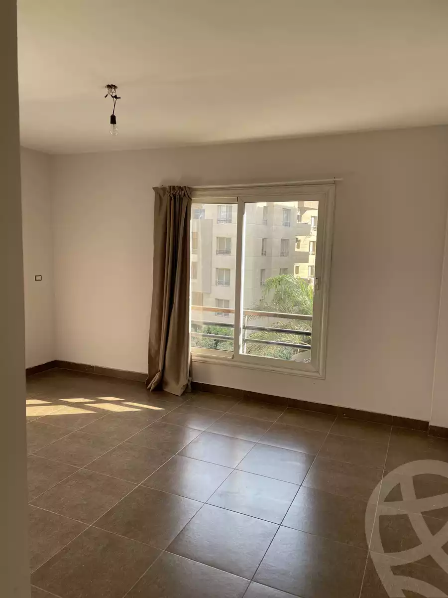 https://aqarmap.com.eg/en/listing/4145910-for-rent-cairo-new-cairo-compounds-hyde-park