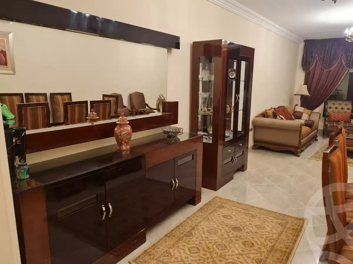 https://aqarmap.com.eg/ar/listing/4195277-for-rent-cairo-el-sheikh-zayed-city-compounds-in-sheikh-zayed-hadayek-el-mohandiseen