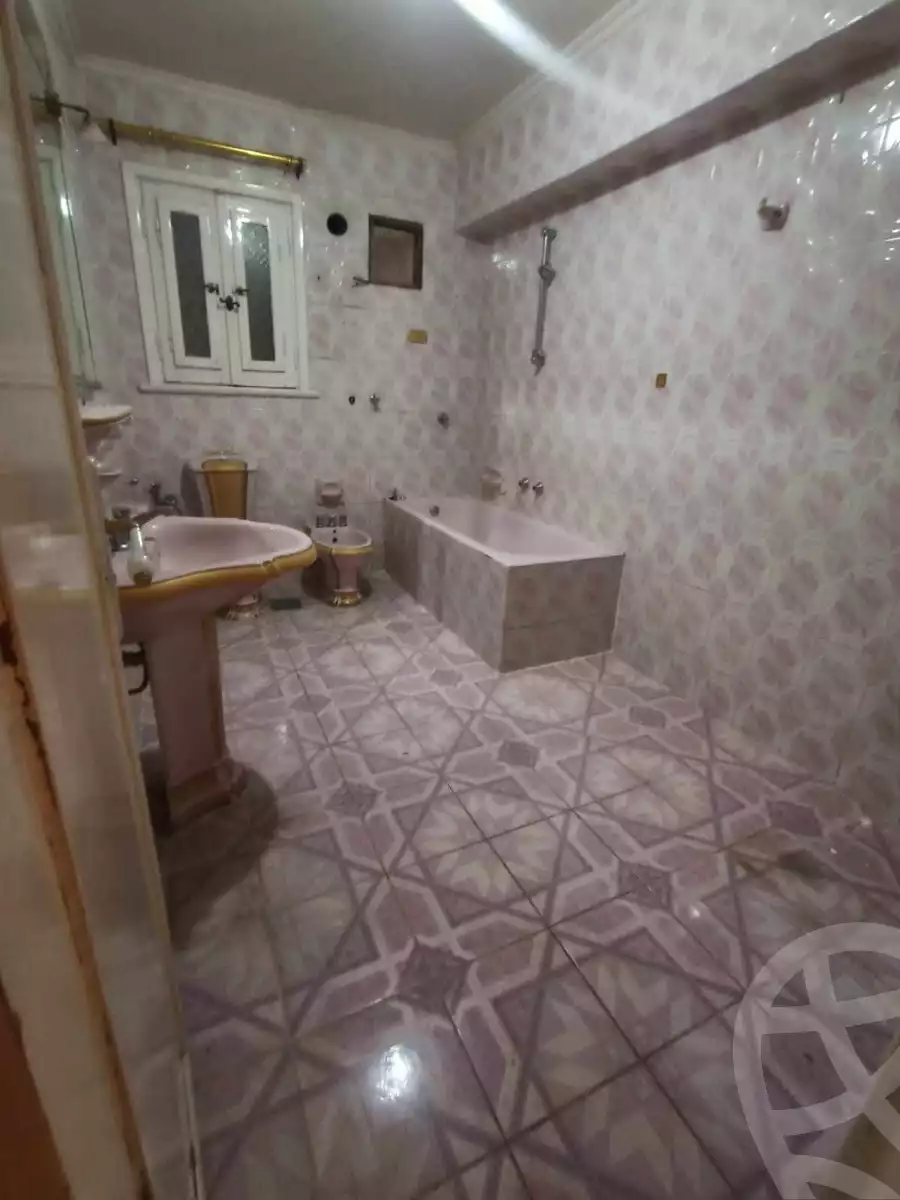 https://aqarmap.com.eg/en/listing/4199021-for-sale-alexandria-sporting-tiba-st