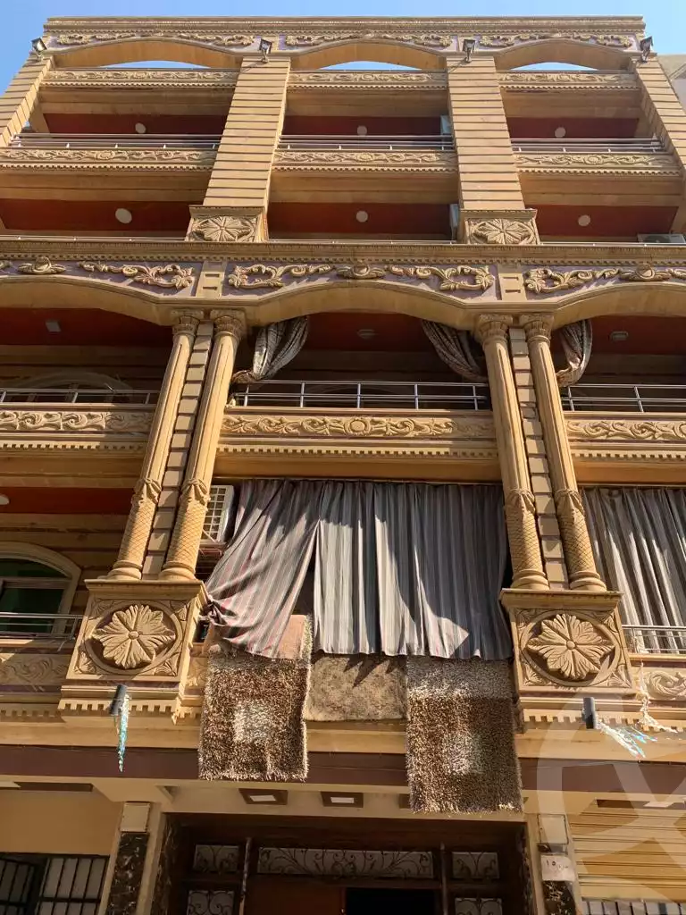 https://aqarmap.com.eg/ar/listing/4199084-for-sale-cairo-manial-kwrnysh-lmnyl