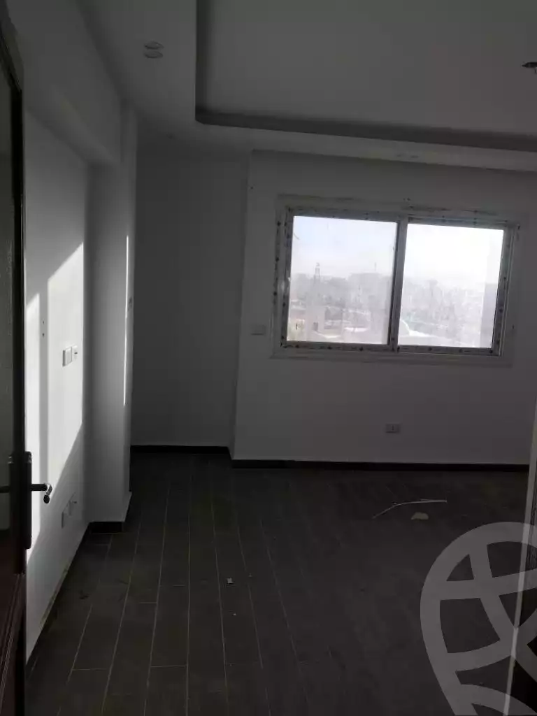 https://aqarmap.com.eg/en/listing/4199836-for-rent-cairo-new-cairo-compounds-the-square