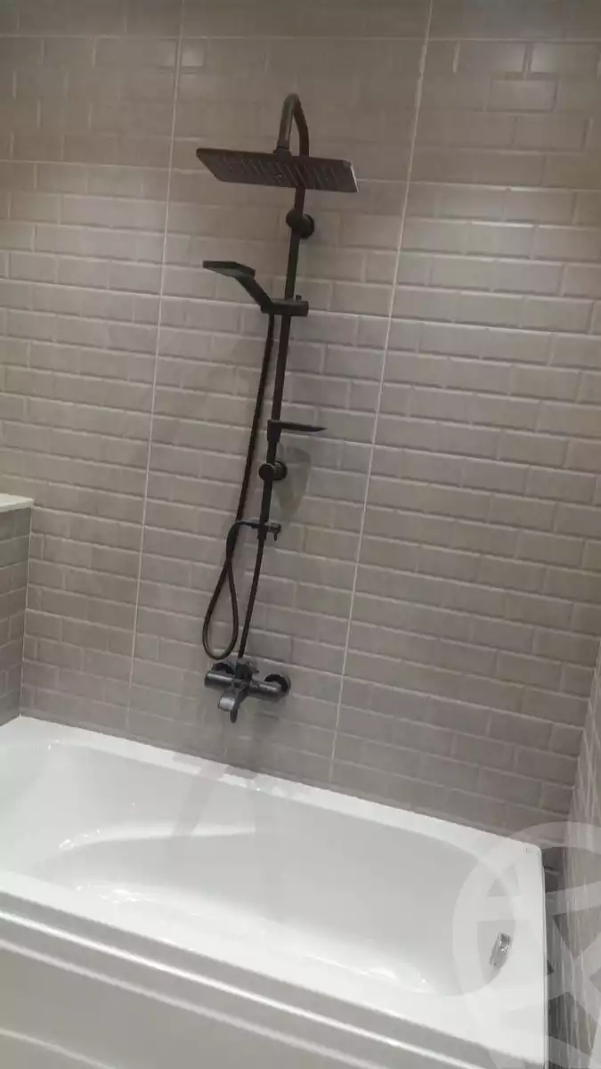 https://aqarmap.com.eg/en/listing/4200220-for-rent-cairo-new-cairo-compounds-mwntn-fyw-y-syty