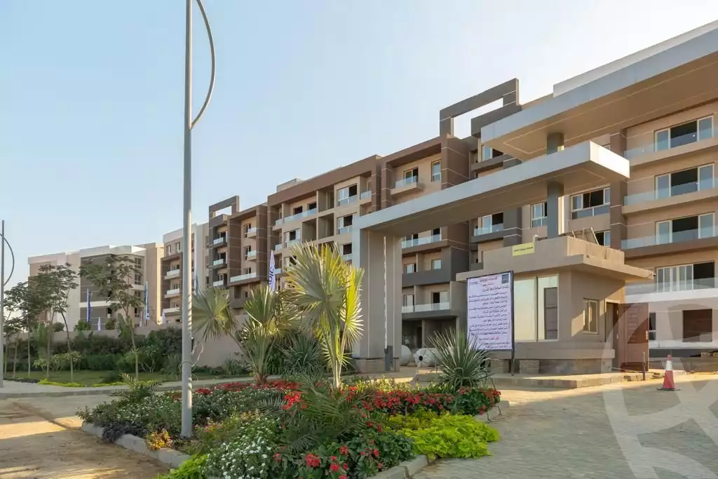 https://aqarmap.com.eg/ar/listing/4203367-for-sale-cairo-new-cairo-lmstqbl-syty-compounds-in-mostakbal-city-green-square