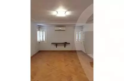 https://aqarmap.com.eg/en/listing/4206248-for-rent-cairo-downtown-bab-el-loaa-mohammed-mahmoud-st
