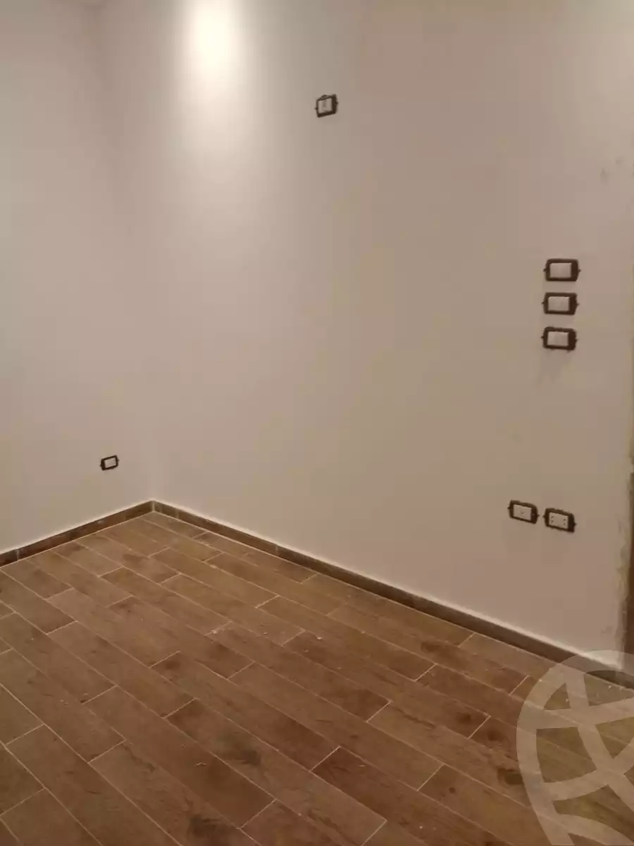 https://aqarmap.com.eg/ar/listing/4207682-for-rent-cairo-el-sheikh-zayed-city-el-hay-elthamen-area-4