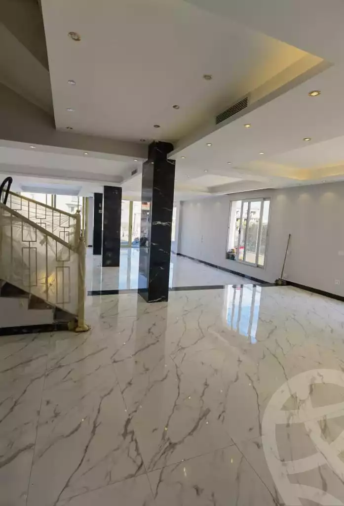 https://aqarmap.com.eg/ar/listing/4207762-for-rent-cairo-6th-of-october-compound-woodville