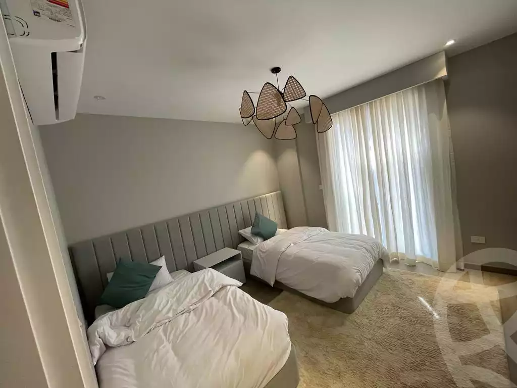 https://aqarmap.com.eg/en/listing/4209550-for-sale-cairo-el-sheikh-zayed-city-compounds-kmbwnd-fyldj-wyst-dr-llttwyr
