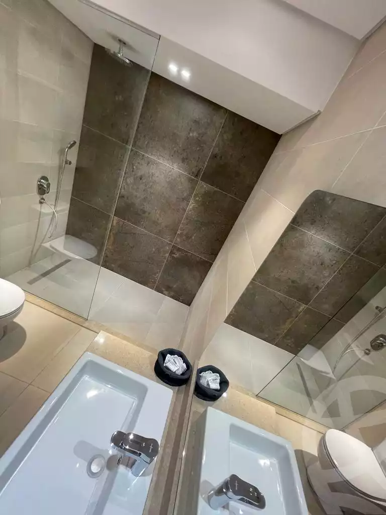 https://aqarmap.com.eg/en/listing/4209550-for-sale-cairo-el-sheikh-zayed-city-compounds-kmbwnd-fyldj-wyst-dr-llttwyr