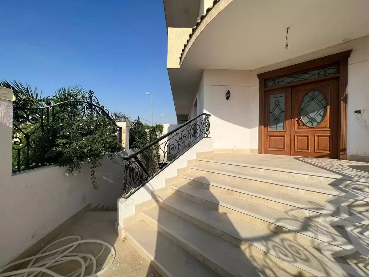 https://aqarmap.com.eg/en/listing/4209108-for-rent-cairo-el-shorouk-lhy-lthlth-shrq-neighbourhood-3