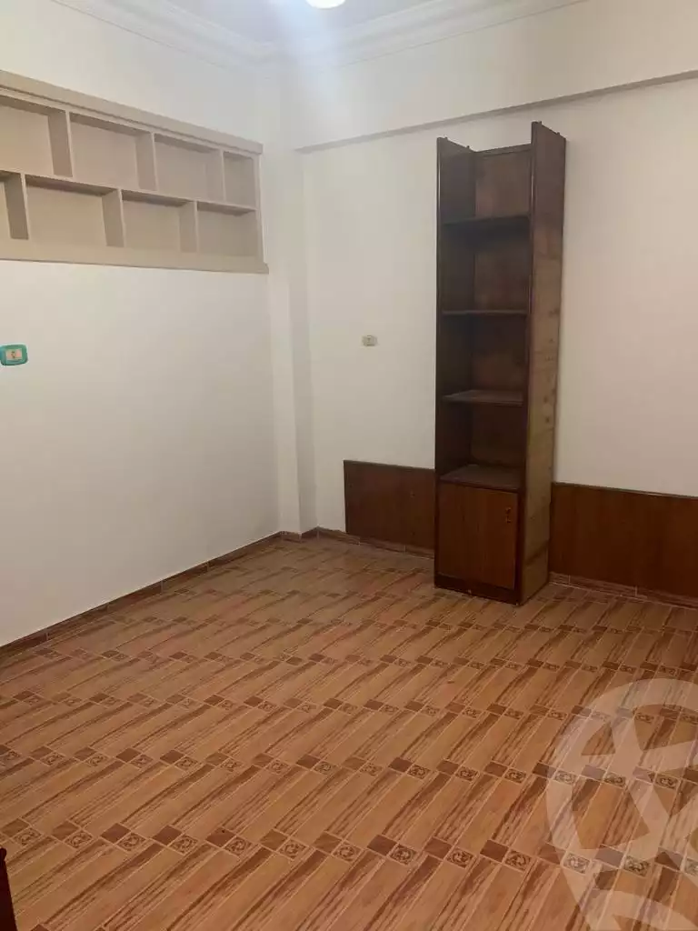 https://aqarmap.com.eg/en/listing/4214197-for-sale-kafr-el-sheikh-kafr-el-sheikh-city-kafr-el-shaikh-city-el-khalifa-el-mamoon-st