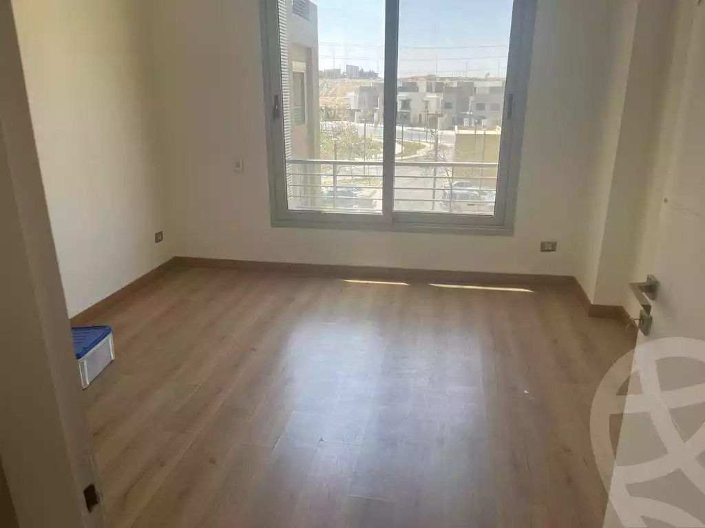 https://aqarmap.com.eg/en/listing/4216818-for-rent-cairo-6th-of-october-compound-palm-parks