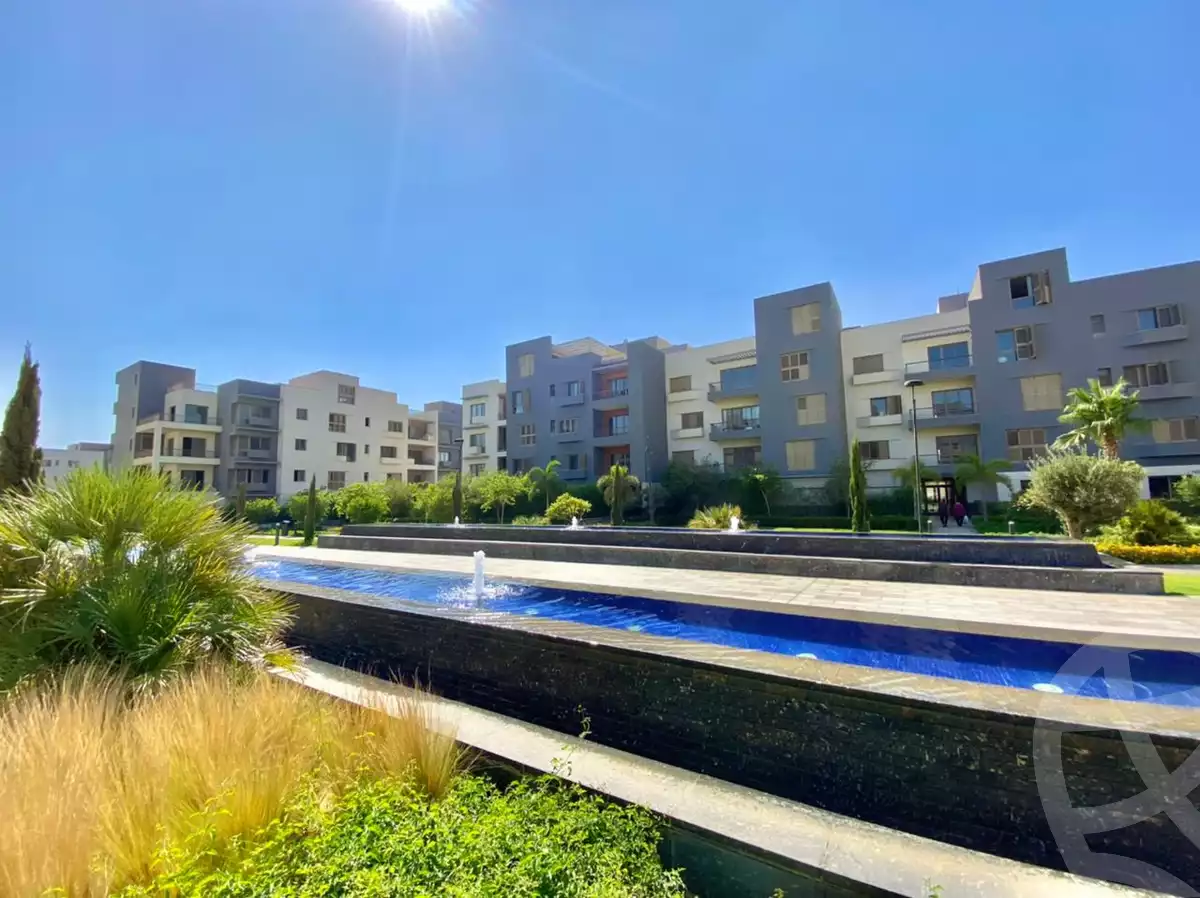 https://aqarmap.com.eg/en/listing/4216860-for-sale-cairo-6th-of-october-compound-aeon