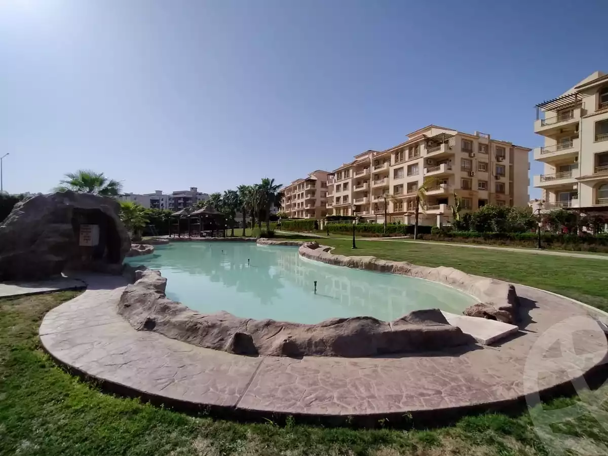 https://aqarmap.com.eg/en/listing/4217891-for-sale-cairo-el-sheikh-zayed-city-compounds-greens