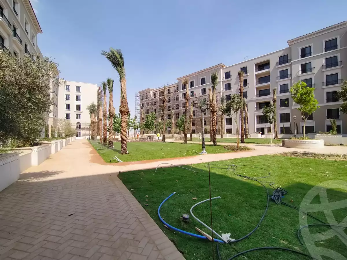 https://aqarmap.com.eg/en/listing/4218090-for-sale-cairo-el-sheikh-zayed-city-compounds-kmbwnd-fyldj-wyst-dr-llttwyr