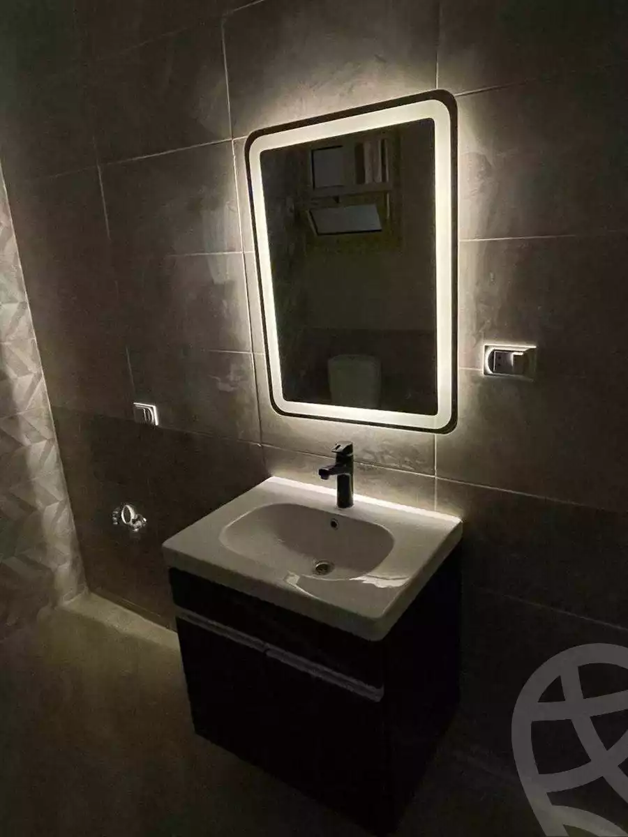 https://aqarmap.com.eg/en/listing/4218821-for-sale-cairo-cairo-hdyq-lhrm-lmntqh-l