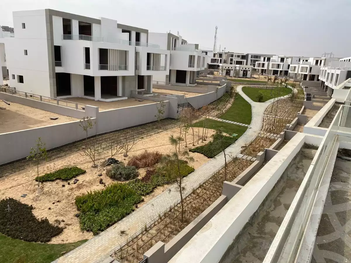 https://aqarmap.com.eg/en/listing/4221373-for-sale-cairo-alex-cairo-desert-road-kmbwnd-fy-tryq-skndry-lshrwy-joulz-compound-inertia