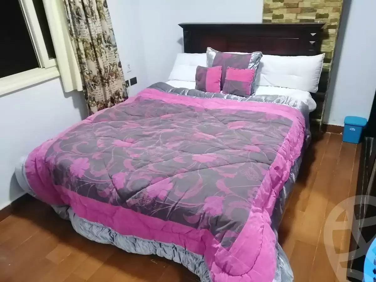 https://aqarmap.com.eg/ar/listing/4222240-for-rent-cairo-hdyq-lhrm--mntq-n