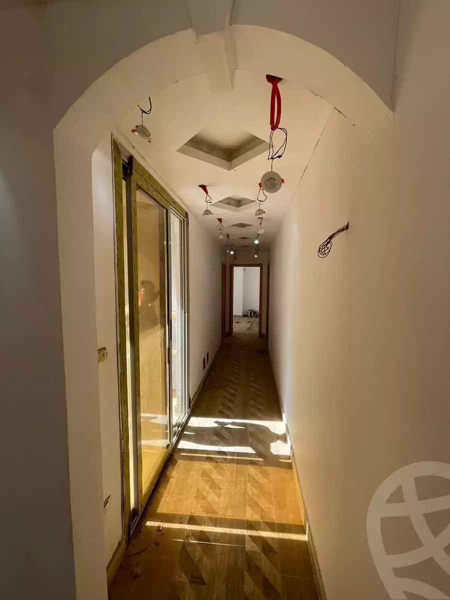 https://aqarmap.com.eg/ar/listing/4225550-for-sale-cairo-6th-of-october-compound-creek-park