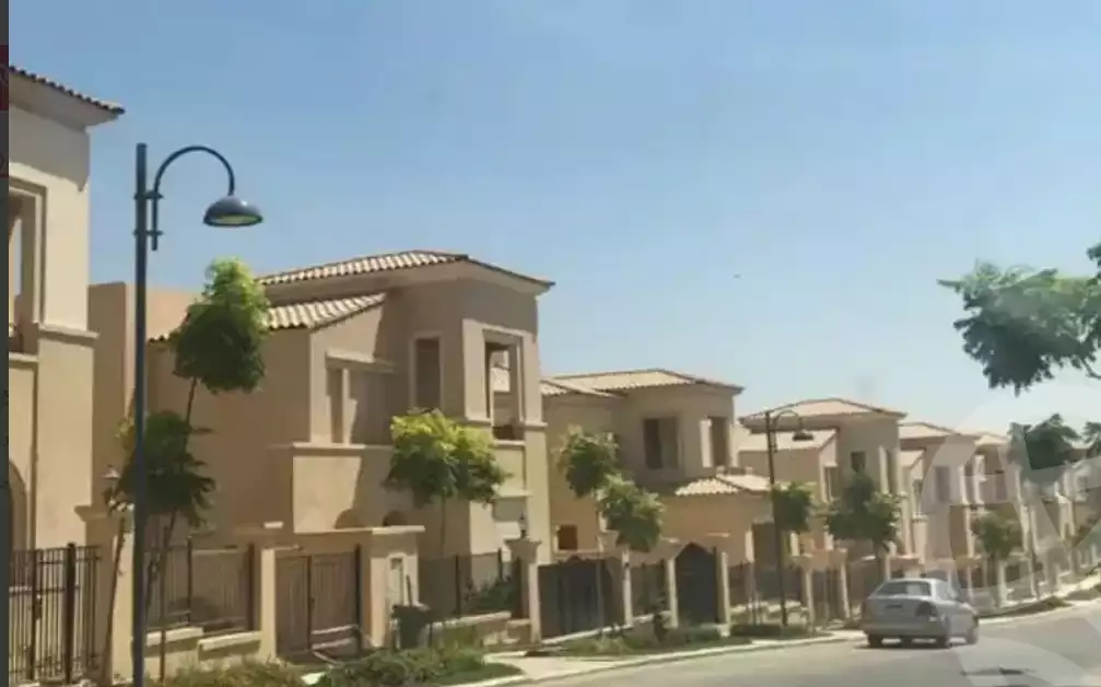 https://aqarmap.com.eg/en/listing/4225767-for-sale-cairo-mokattam-compounds-uptown-cairo